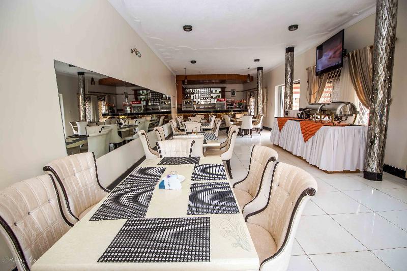 Innophine Hotel 790 엔테베 외부 사진