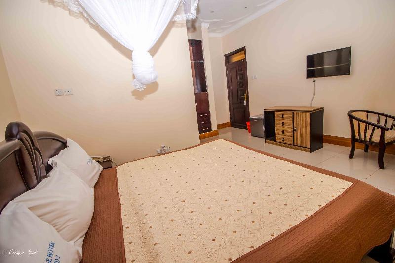 Innophine Hotel 790 엔테베 외부 사진
